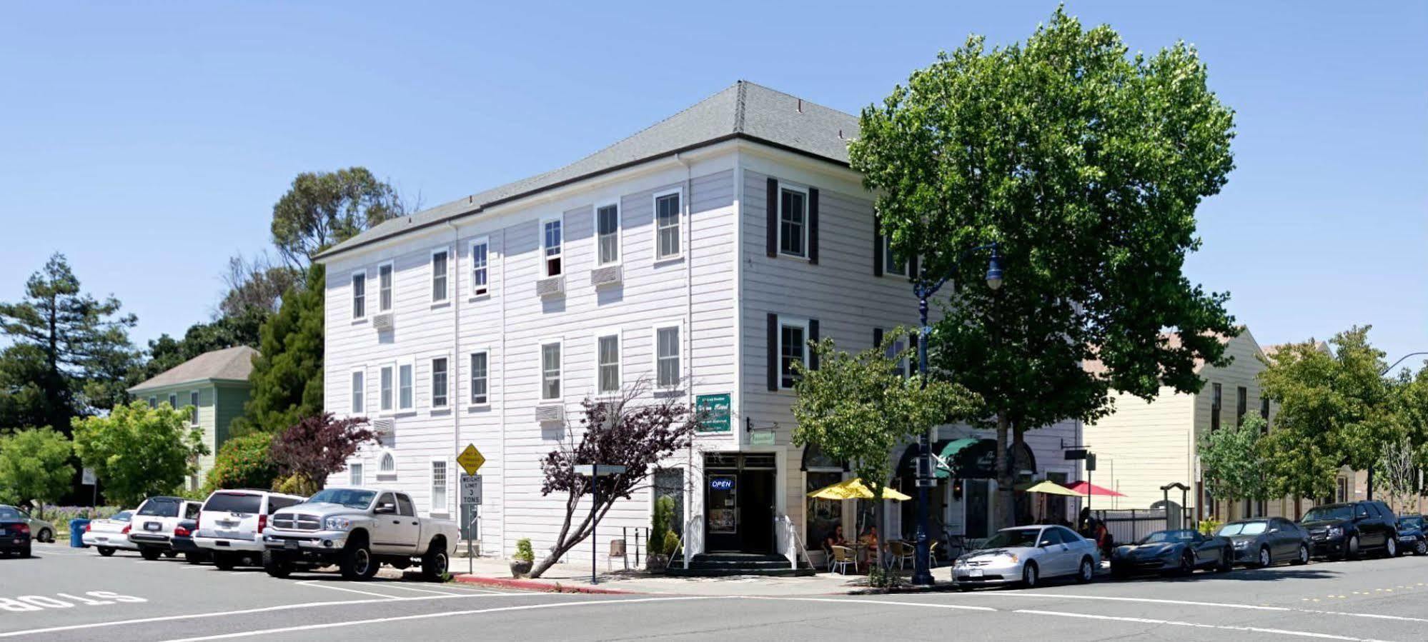Union Hotel Benicia Buitenkant foto